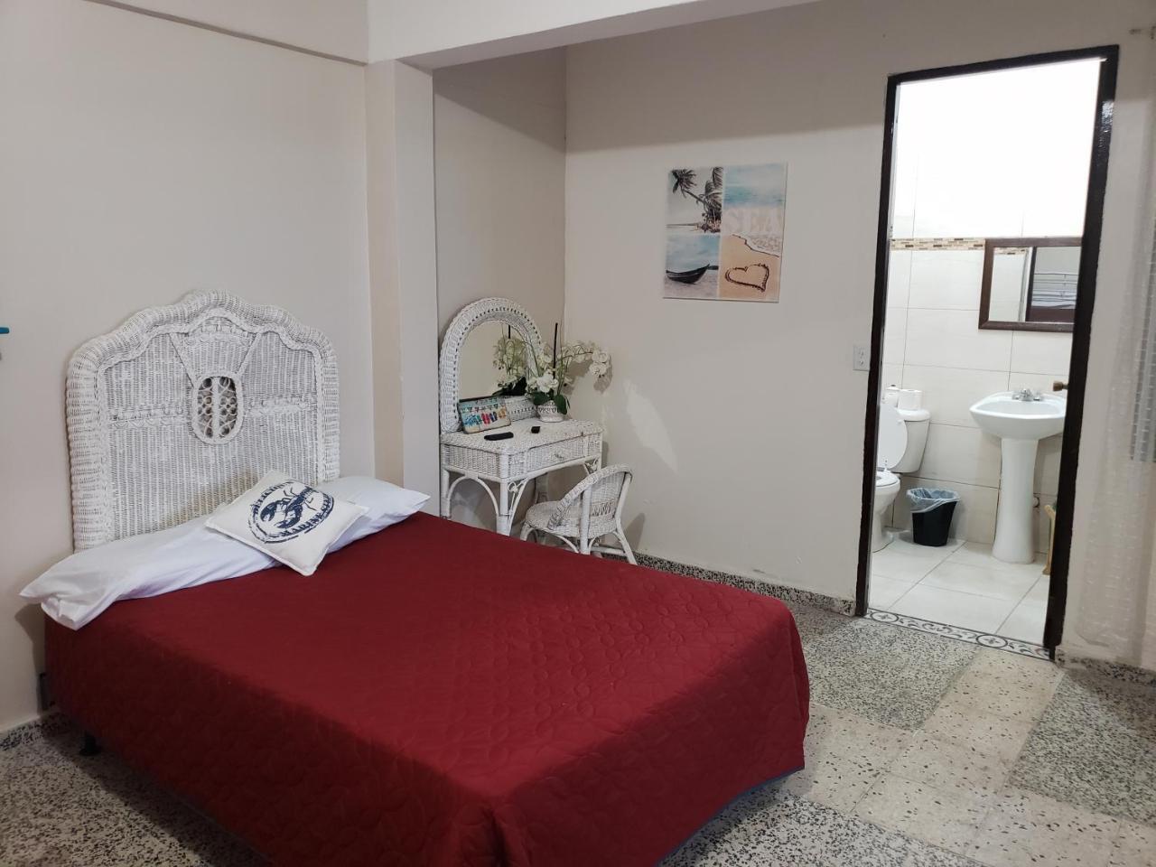 Jardin Del Mar Guesthouse Hatillo Dış mekan fotoğraf
